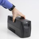SilverCloud Szünetmentes tápegység LCD kijelzővel 650VA/390W (PNI-E650VA)