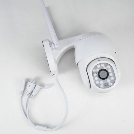 PNI 4.0Mp-es, SuperHd, mini, IP robotkamera dupla WiFi-vel, microSd foglalattal, mozgás követéssel (PNI-IP440)