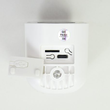 PNI SuperHd napelemes WiFi kamera mikrofonnal (PNI-IP774)