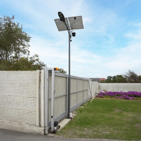 PNI Napelemes 60W-os LED-es utcai lámpatest, kandeláber, 6m-es oszloppal kompletten (PNI-PS-50W)